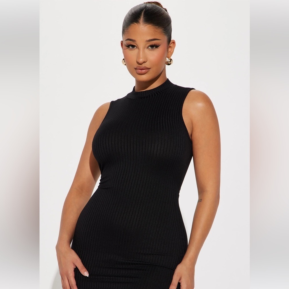Fashion Nova Black Maxi Dress - Picture 2 of 3